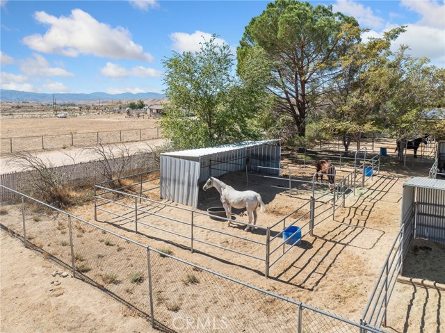 19976 Cornelian, Apple Valley CA: https://media.crmls.org/medias/09bf640a-ea10-4718-9774-b13818baaf20.jpg