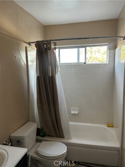 Detail Gallery Image 5 of 12 For 6342 Morse Ave #102,  North Hollywood,  CA 91606 - 2 Beds | 2 Baths