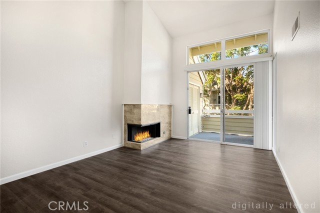 Detail Gallery Image 5 of 45 For 3690 S Bear St #1 a,  Santa Ana,  CA 92704 - 2 Beds | 2 Baths