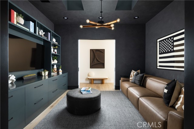 Detail Gallery Image 28 of 44 For 1615 Anita Ln, Newport Beach,  CA 92660 - 4 Beds | 4/1 Baths