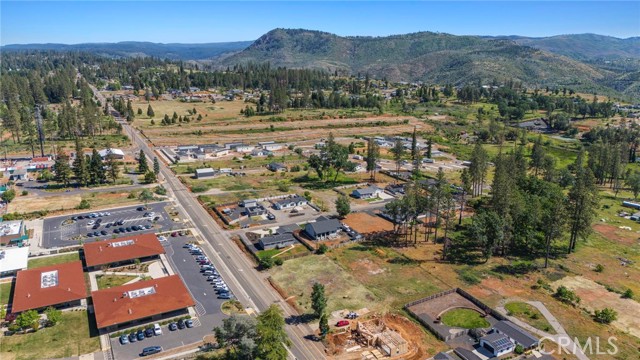 6588 Pentz Road, Paradise CA: https://media.crmls.org/medias/09c00738-f782-404b-ac81-903695d9f7d2.jpg