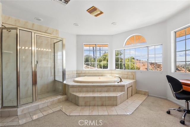 Detail Gallery Image 17 of 47 For 9658 Wheatland Ave, Sunland,  CA 91040 - 4 Beds | 4 Baths