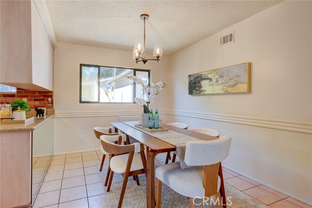 Detail Gallery Image 15 of 34 For 761 Fordland Ave, La Verne,  CA 91750 - 4 Beds | 2 Baths