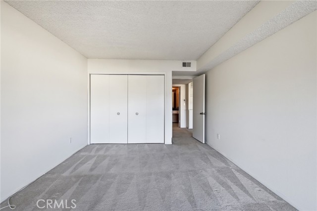 Detail Gallery Image 19 of 50 For 5330 Lindley Ave #305,  Encino,  CA 91316 - 2 Beds | 2 Baths
