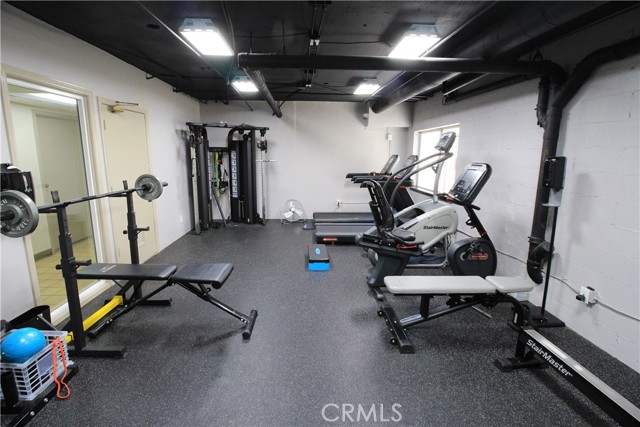 Detail Gallery Image 23 of 28 For 1115 S Elm Dr #301,  Los Angeles,  CA 90035 - 2 Beds | 2 Baths