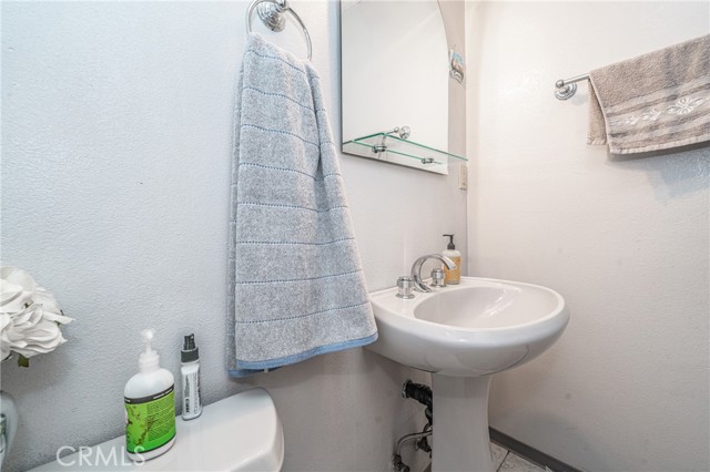 Image 3 for 13657 Earnshaw Ave, Downey, CA 90242