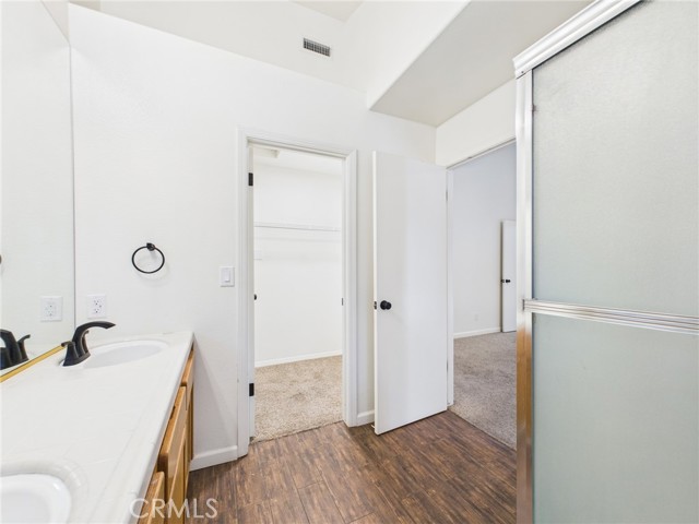 Detail Gallery Image 20 of 46 For 10781 N Windham Bay Cir, Fresno,  CA 93730 - 3 Beds | 2/1 Baths