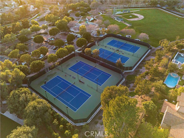 15 Pisano Street, Ladera Ranch CA: https://media.crmls.org/medias/09c599fe-ae15-4fbb-b89e-b346568c80d9.jpg