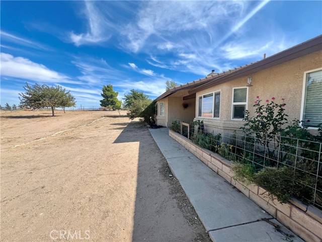 Detail Gallery Image 37 of 37 For 11575 Stuveling St, Oak Hills,  CA 92344 - 4 Beds | 2 Baths