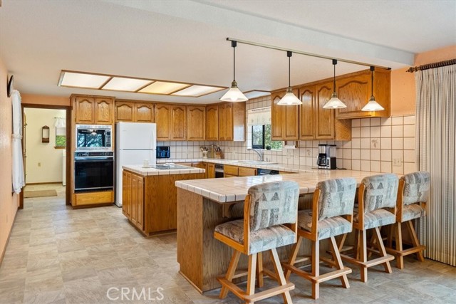 Detail Gallery Image 18 of 57 For 5685 Mustard Creek, Paso Robles,  CA 93446 - 3 Beds | 2 Baths