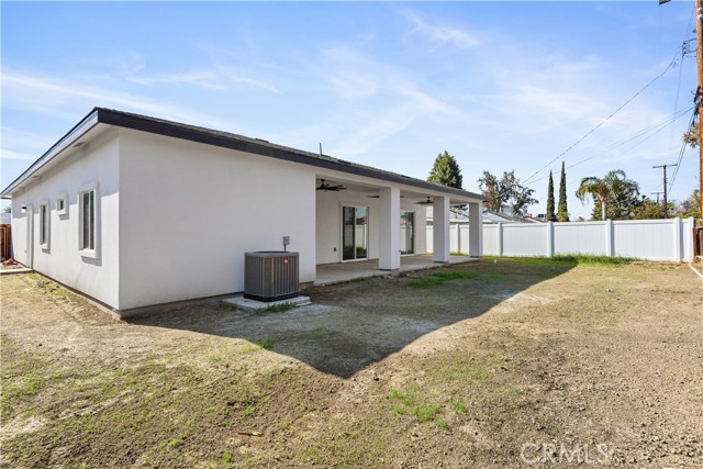 Detail Gallery Image 37 of 41 For 3714 Brave Ave, Bakersfield,  CA 93304 - 3 Beds | 2 Baths