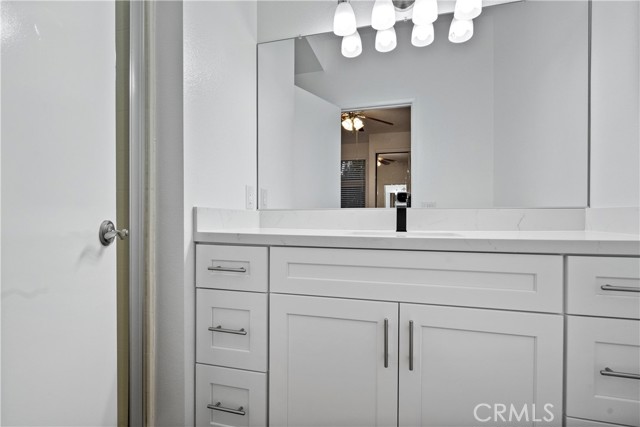 19431 Rue De Valore, Lake Forest CA: https://media.crmls.org/medias/09c5cb2b-3076-4714-aefe-e879ae877044.jpg