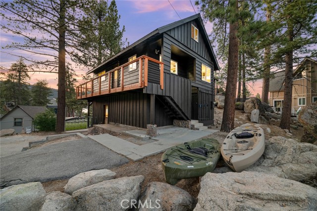 Detail Gallery Image 13 of 71 For 827 Penninsula, Big Bear Lake,  CA 92315 - 3 Beds | 2 Baths