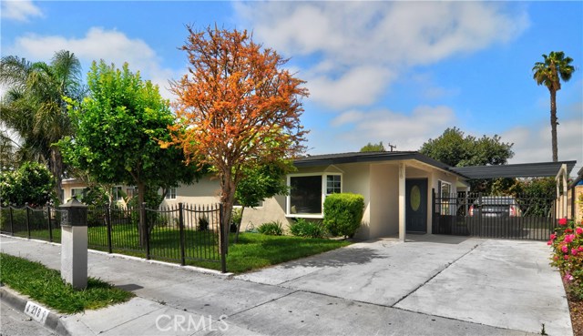 218 N Bitterbush St, Orange, CA 92868