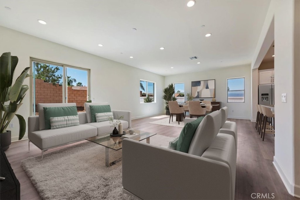 MLS #OC25093156 image #8