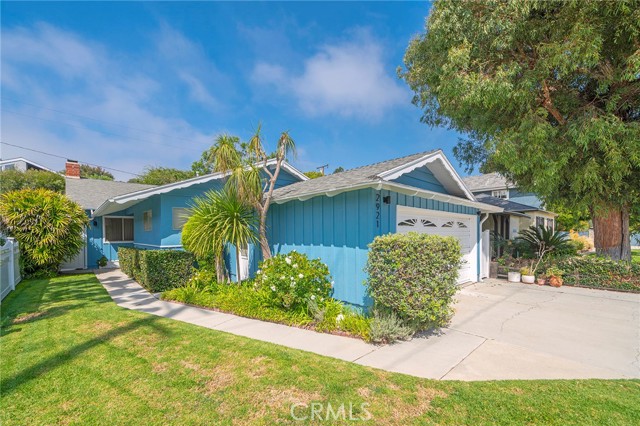 2921 Pacific Avenue, Manhattan Beach, California 90266, 4 Bedrooms Bedrooms, ,2 BathroomsBathrooms,Residential,Sold,Pacific,SB21200335
