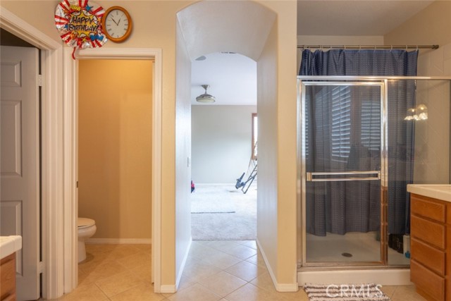 Detail Gallery Image 37 of 43 For 23806 Mission Puebla, Valencia,  CA 91354 - 5 Beds | 3/1 Baths