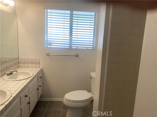 Detail Gallery Image 14 of 16 For 25181 Mackenzie St, Laguna Hills,  CA 92653 - 3 Beds | 2 Baths