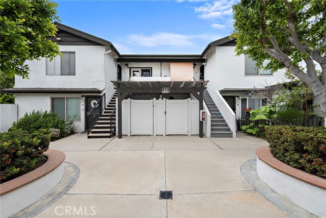 1010 1016 Valencia Street, Costa Mesa CA: https://media.crmls.org/medias/09c946c0-0b37-4616-888d-6a80fa57a500.jpg