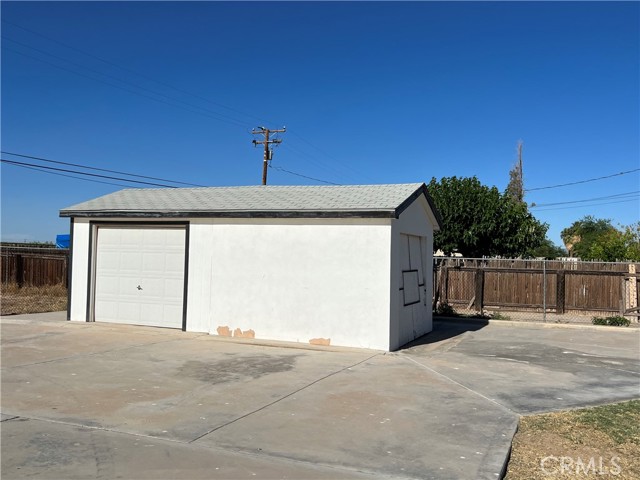 Detail Gallery Image 30 of 32 For 2425 Florence Bld, Blythe,  CA 92225 - 4 Beds | 3 Baths