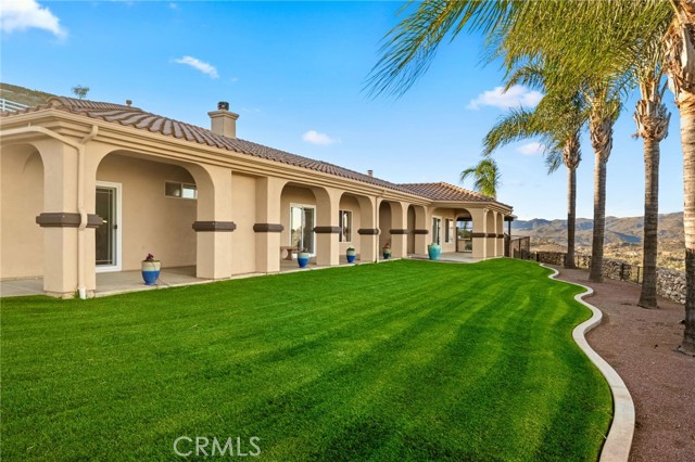 Detail Gallery Image 7 of 60 For 40055 Valle Vista, Murrieta,  CA 92562 - 4 Beds | 4 Baths