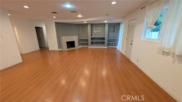 Image 14 of 50 For 13319 Magnolia