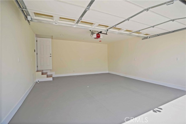 6475 Randi Avenue, Woodland Hills CA: https://media.crmls.org/medias/09cced0b-a9ce-4fe5-b0c4-22ae24fdbb51.jpg