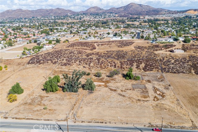 Detail Gallery Image 8 of 16 For 21026 Palomar St, Wildomar,  CA 92595 - – Beds | – Baths