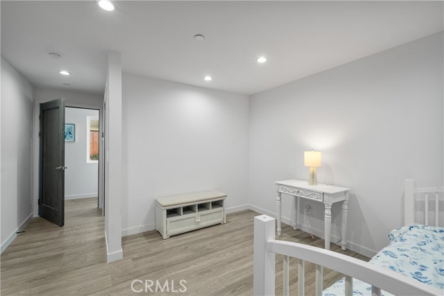 Detail Gallery Image 17 of 44 For 9600 Amboy Ave, Pacoima,  CA 91331 - 7 Beds | 6 Baths
