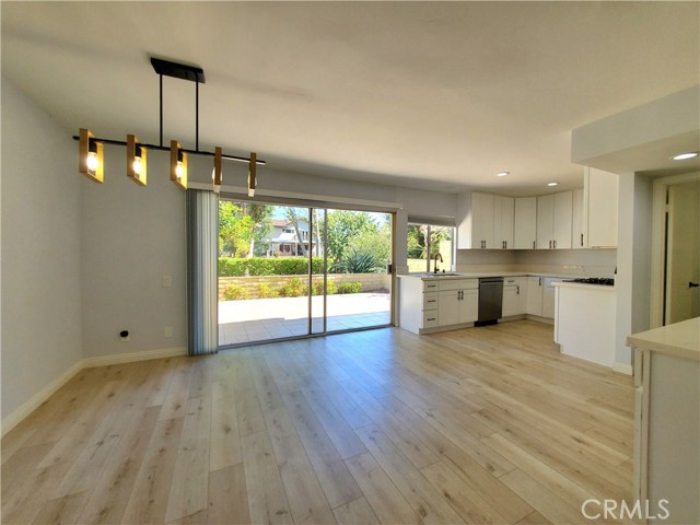 Detail Gallery Image 3 of 17 For 12718 Oxford Dr, La Mirada,  CA 90638 - 3 Beds | 2/1 Baths