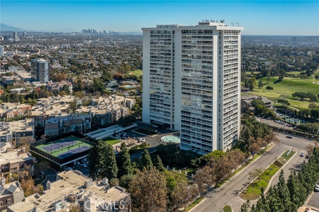 Detail Gallery Image 5 of 28 For 2222 Avenue of the Stars #604,  Los Angeles,  CA 90067 - 2 Beds | 2 Baths