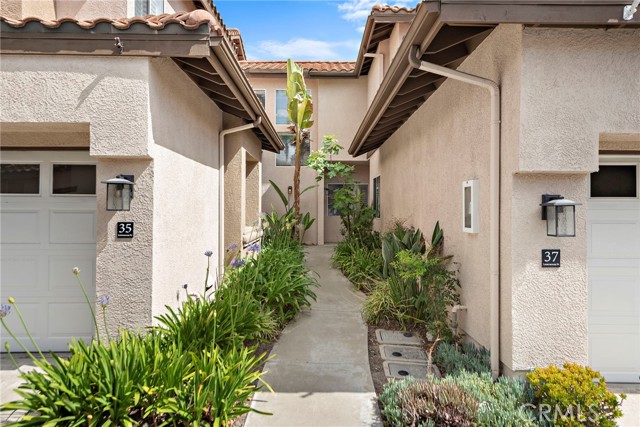 Detail Gallery Image 2 of 50 For 35 Lighthouse, Aliso Viejo,  CA 92656 - 2 Beds | 2/1 Baths
