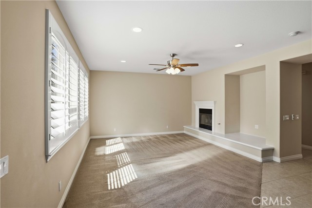 Image 24 of 63 For 24089 Golden Mist