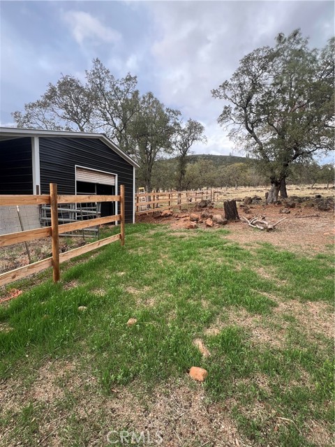 Detail Gallery Image 29 of 51 For 16095 Spruce Grove Rd, Lower Lake,  CA 95457 - 3 Beds | 2 Baths