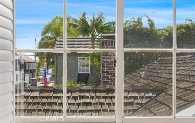 Detail Gallery Image 24 of 36 For 121 Onyx Ave, Newport Beach,  CA 92662 - 3 Beds | 3 Baths