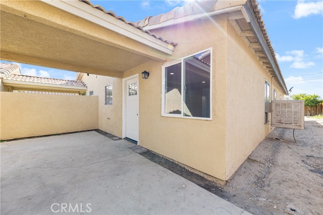 13725 Nahum Drive, Desert Hot Springs CA: https://media.crmls.org/medias/09d1ec4f-75a1-4fe9-9cf9-62b93f041fc6.jpg