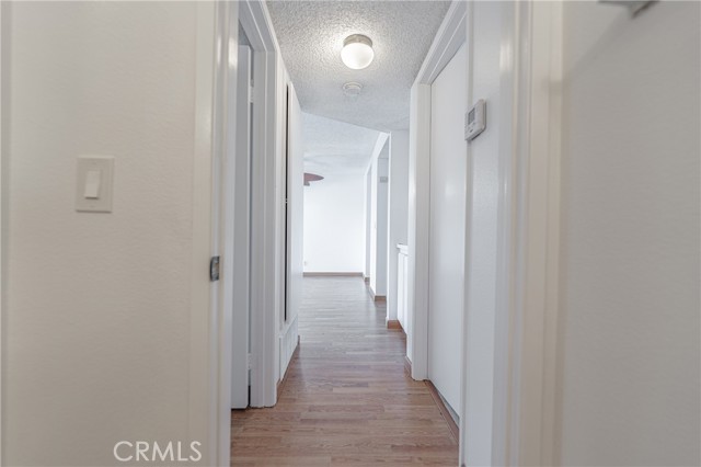 Detail Gallery Image 14 of 48 For 955 E 3rd St #304,  Long Beach,  CA 90802 - 2 Beds | 1 Baths