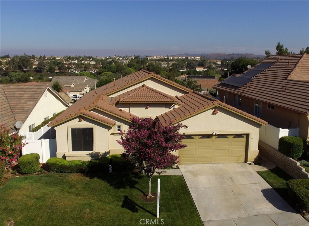 39523 Sierra Madre Drive