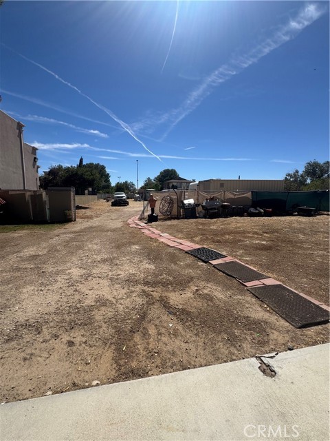 43536 18th W Street, Lancaster CA: https://media.crmls.org/medias/09d2683d-75de-4d09-acc1-ce57da2de96f.jpg