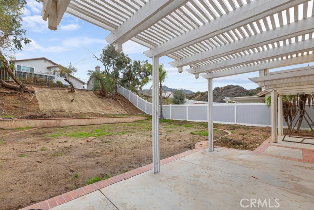 13021 Broken Bit Circle, Corona CA: https://media.crmls.org/medias/09d27df2-c23b-467a-a8ed-619622a20f95.jpg