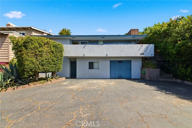 649 Gould Terrace, Hermosa Beach, California 90254, 4 Bedrooms Bedrooms, ,3 BathroomsBathrooms,Residential,For Sale,Gould,SB26071143