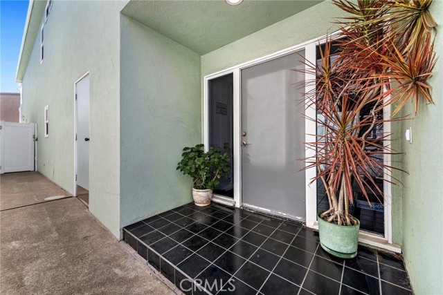 1707 W Balboa Boulevard, Newport Beach CA: https://media.crmls.org/medias/09d430c3-10e4-4616-b0ba-4a8ff5fbfa59.jpg