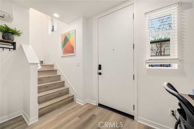 Detail Gallery Image 4 of 38 For 606 Dawson, Long Beach,  CA 90814 - 2 Beds | 2/1 Baths