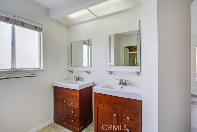 Detail Gallery Image 26 of 48 For 13006 Parkview, Baldwin Park,  CA 91706 - 3 Beds | 2/1 Baths