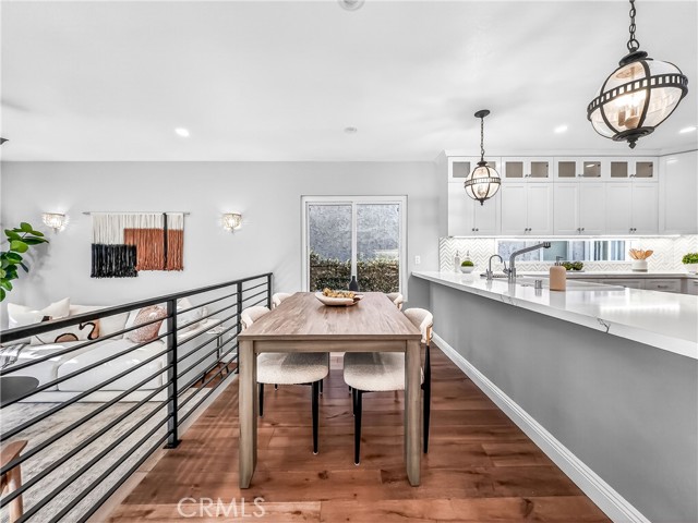 Detail Gallery Image 9 of 37 For 7313 S Earldom Avenue, Playa Del Rey,  CA 90293 - 5 Beds | 4 Baths