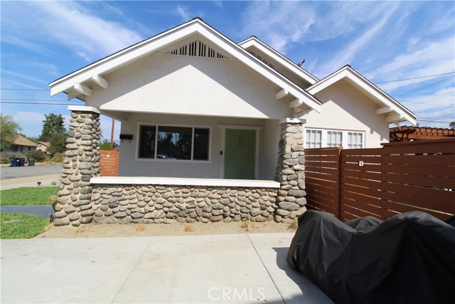 Detail Gallery Image 1 of 1 For 910 Berkeley Dr, Redlands,  CA 92374 - 2 Beds | 1 Baths