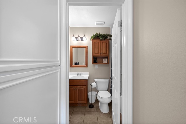 15291 Newcastle Lane, Huntington Beach CA: https://media.crmls.org/medias/09d5faa1-b22b-4adb-862e-c8f2f1af493b.jpg