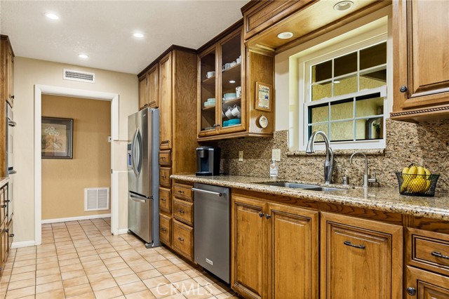 Detail Gallery Image 25 of 71 For 37435 Valgio Dr, Calimesa,  CA 92320 - 4 Beds | 3 Baths