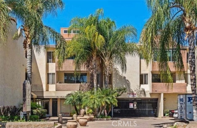 5325 Newcastle Unit: 108