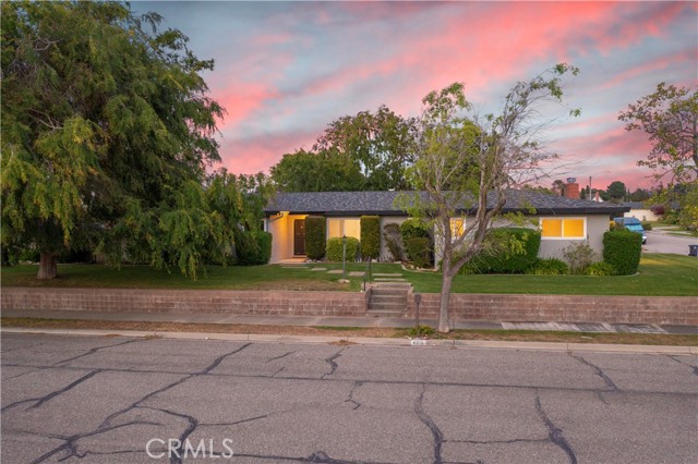 Detail Gallery Image 1 of 54 For 4916 Tonya Ln, Santa Maria,  CA 93455 - 4 Beds | 3 Baths